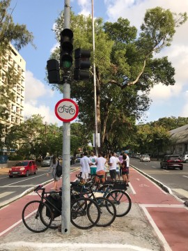 No dia do ciclista,  as conquistas e desafios de quem pedala no Grande Recife 