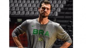 Tiago Splitter é o técnico da seleção brasileira masculina de basquete sub-23