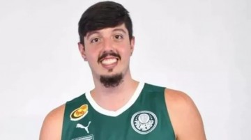 Jogador da equipe sub-20 de basquete do Palmeiras, Maurício César, está internado na UTI