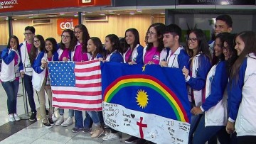Estudantes embarcam para os Estados Unidos no projeto Ganhe o Mundo 