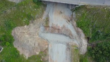 Em primeira mão à CBN Caruaru, Compesa diz que obras do buraco na BR - 104, terminam no dia 28 de março
