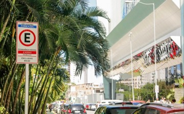 CTTU adia prazo de renovação das credenciais de estacionamento especial 