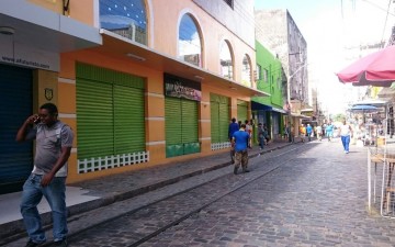 Comércio do Recife sente impacto do coronavírus