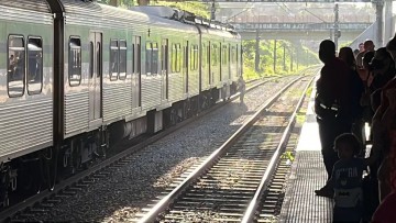 Trem do Metrô do Recife é evacuado após ar-condicionado pegar fogo 