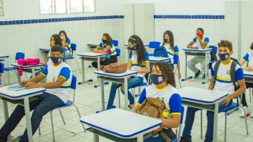 Inscrições para mais de 18 mil vagas de novatos na rede de ensino do Recife estão abertas