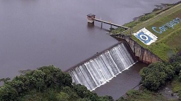 Manutenção de água que atinge 69 bairros do Recife segue até esta sexta-feira