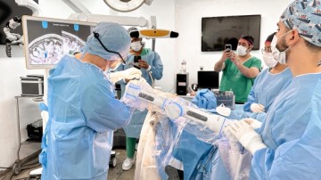 HR realiza primeira neurocirurgia robótica do Norte-Nordeste