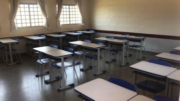 Escolas devem garantir distância mínima de 1,5 metro entre alunos e colaboradores, diz governo de PE
