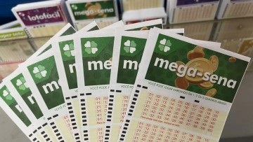 Mega-Sena pode pagar R$ 63 milhões neste sábado (25)