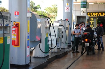 Movimentação nos postos de gasolina chegam a apresentar queda de 80%
