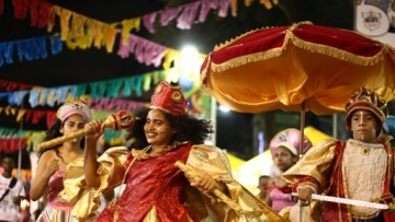 Recife abre ciclo momesco com mais de 50 atrações