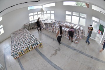 Caruaru recebe mais 2.500 cestas básicas para ajudar trabalhadores do São João