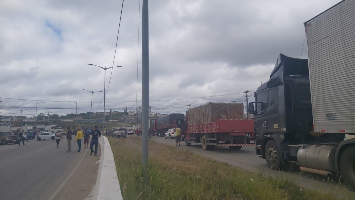 Desde a segunda (31), caminhoneiros e eleitores do presidente Jair Bolsonaro (PL), protestam em rodovias
