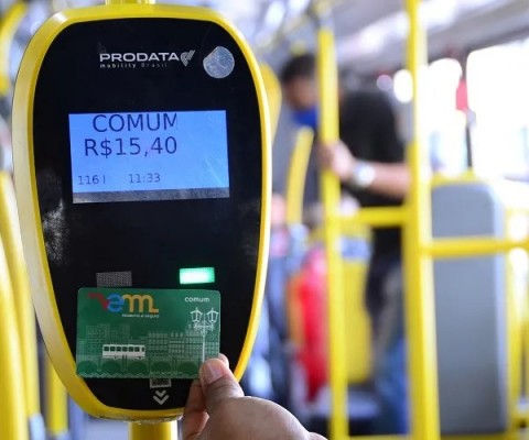 As tarifas de ônibus do Grande Recife não terão reajuste em 2024. Os anéis serão unificados