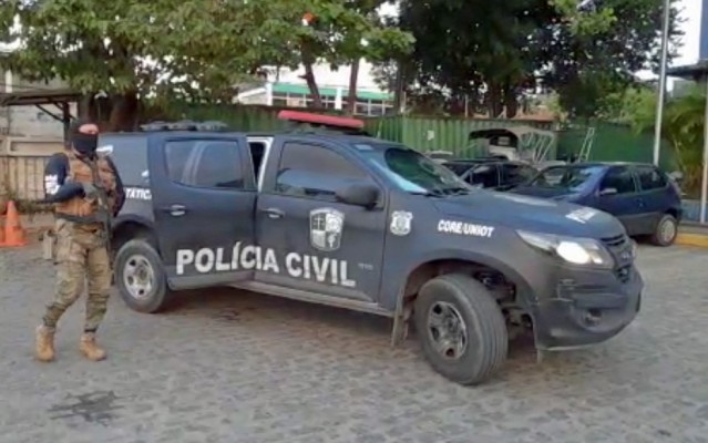 As investigações da Polícia Civil buscam envolvidos em crimes de dano ao patrimônio, corrupção de menores e lesão corporal