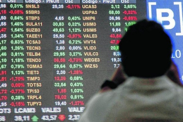 O economista Pedro Neves também comentou sobre como a bolsa de valores pode ajudar no crescimento econômico