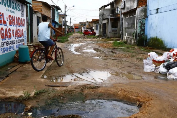 De acordo com o levantamento, 6,6% dos pernambucanos estão em cidades irregulares. 