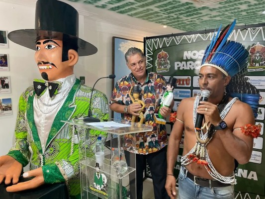 Desfile será realizado no dia 10 de fevereiro e Calunga vestirá figurino confeccionado por estilista indígena
