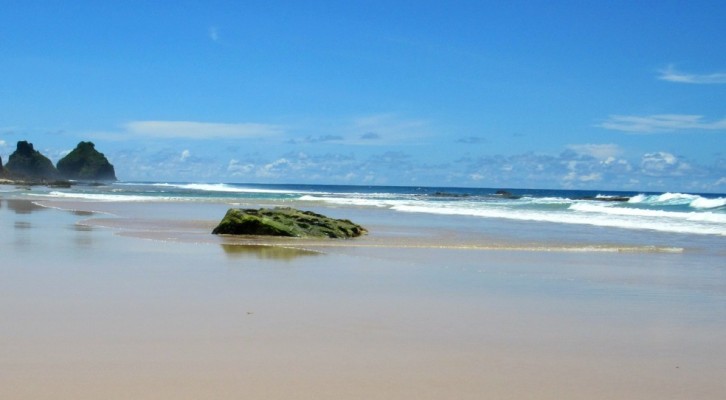 As praias da área de proteção ambiental foram reabertas na segunda-feira (25)