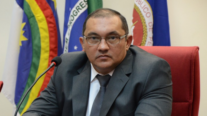 Em entrevista ao CBN Total desta quarta-feira (03), Procurador Geral de Justiça, Francisco Dirceu Barros, declarou que 'no momento atual, Petrolina está Ilegal'
