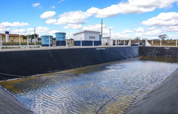 O programa prevê a instalação de 170 sistemas de dessalinização em poços de água salobra