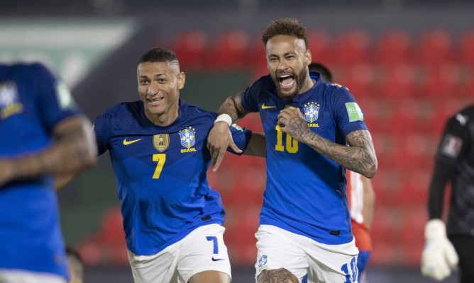 Neymar e Paquetá marcam na vitória por 2 a 0 na capital Assunção