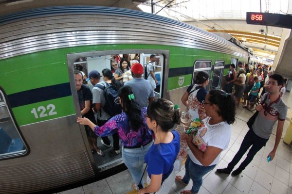 A Companhia Brasileira de Trens Urbanos (CBTU), alega que a medida visa suprir déficits de gastos com operação, pagamentos de funcionários e indenizações