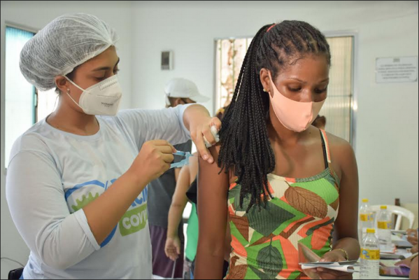 Até o próximo sábado (29), profissionais da Secretaria de Saúde do Recife levarão a vacina para nove comunidades da capital.