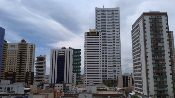 Após o decreto pela paralisação das obras do setor imobiliário em Pernambuco, somente as obras públicas continuam em atividade