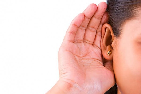 Sintoma pode ser sinal de perda auditiva ou até esclerose múltipla