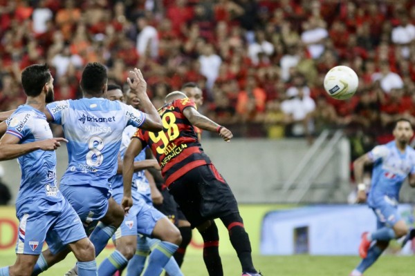 Leão da Ilha empatou com o Fortaleza, por 1x1, no primeiro jogo da decisão