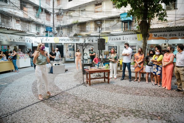 Projeto Ativação Cultural Praça do Sebo reuniu uma força tarefa de Secretarias e órgãos municipais para realizar ações de requalificação em mobiliários e equipamentos do espaço