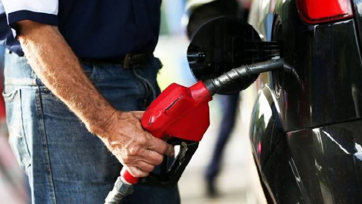 Os combustíveis já estão chegando nas refinarias cerca de 4% mais baratos
