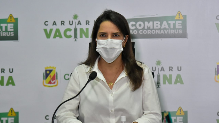 Durante coletiva de imprensa, Prefeita Raquel Lyra pontua série de reforços para combate à pandemia em Caruaru