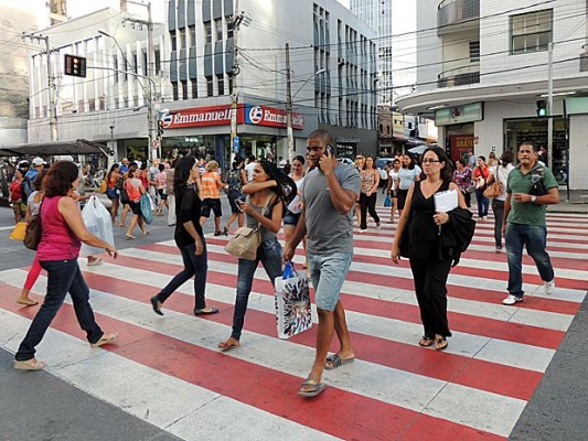 Pedestres são principais vítimas de mortes no trânsito do Recife