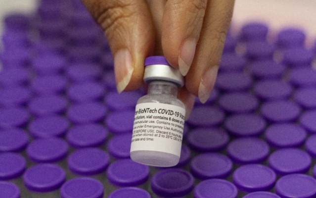 A combinação das duas vacinas foi recomendada pelo Ministério da Saúde após estudos