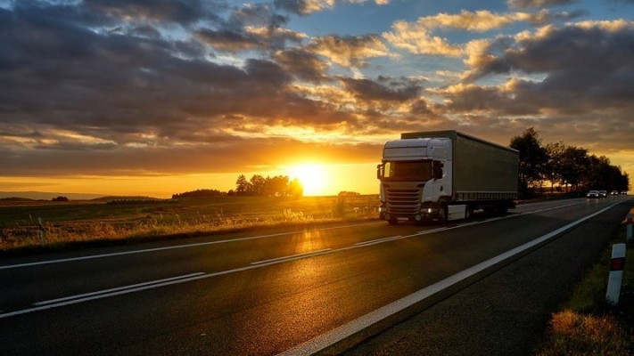 De acordo com pesquisa da Confederação Nacional do Transporte, quase 75% das empresas do setor tiveram queda de demanda em junho