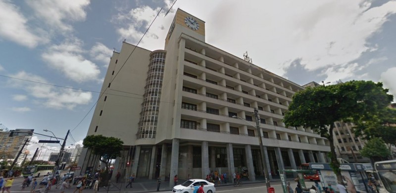 De acordo com a empresa, a retirada dos documentos pode ser feita na Agência Central, na Avenida Guararapes, no Centro do Recife