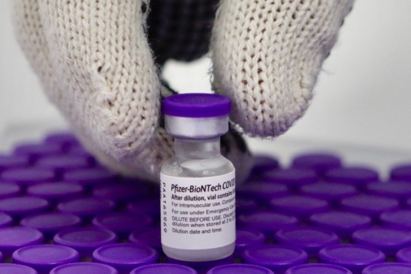 A nova remessa veio com 51.480 doses do imunizante que já começou a ser distribuído para as 12 gerências regionais de saúde