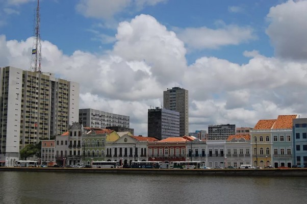 O Recife permanece como a capital nordestina líder no indicador Capital Humano, sendo agora a 4ª colocada nacional
