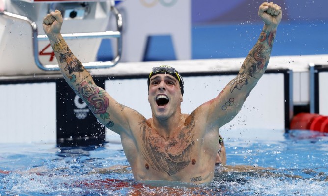 Brasileiro é o atleta que mais vezes nadou a prova em 21 segundos