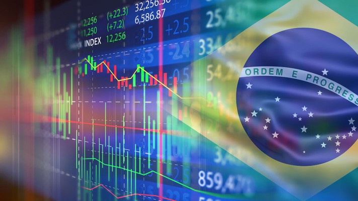Apesar do contexto da pandemia, economista afirma que há benefícios para investidores que optam por investir no Brasil 