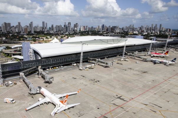 De acordo com agência, aeronave saiu de Portugal e chegou ao Recife na sexta-feira (13)
