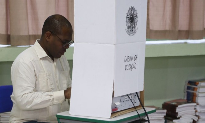 As apurações parciais nos municípios indicaram que Joinville (SC) obteve o maior aumento no comparecimento nas seções eleitorais com 18.646 votos registrados