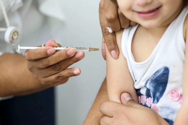 Mesmo com a iniciativa, a Secretaria Estadual de Saúde divulgou que a quantidade de crianças imunizadas foi baixa 