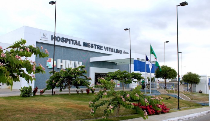 O Hospital Mestre Vitalino, no Agreste pernambucano, recebeu mais 10 leitos para UTI