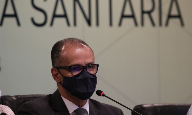 Antonio Barra Torres recomenda também o uso de máscaras
