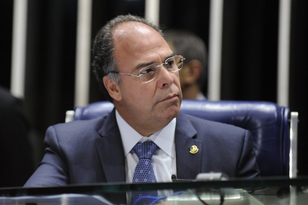 De acordo com líder do governo no Senado, Fernando Bezerra Coelho, as regras para divisão dos recursos para estados e municípios serão definidas pelo Ministério da Economia. 