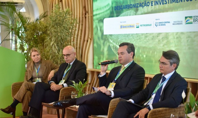 Instituições participam de congresso sobre mercado de carbono no país