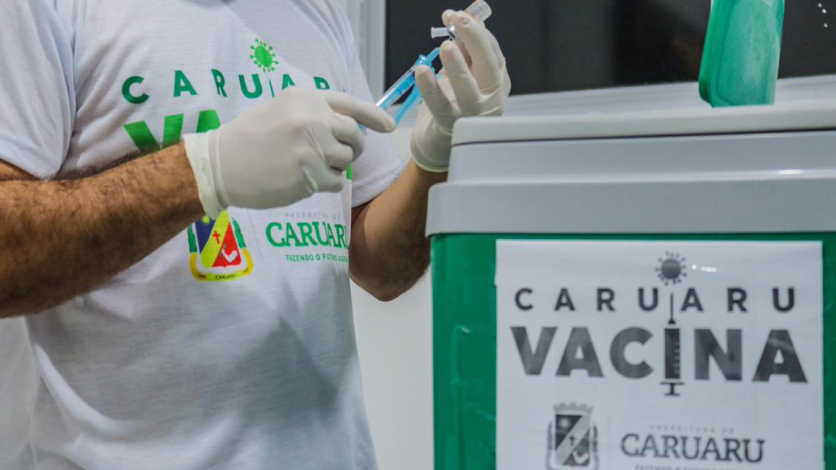 Caruaru amplia vacinação de pessoas com comorbidades para 18 anos